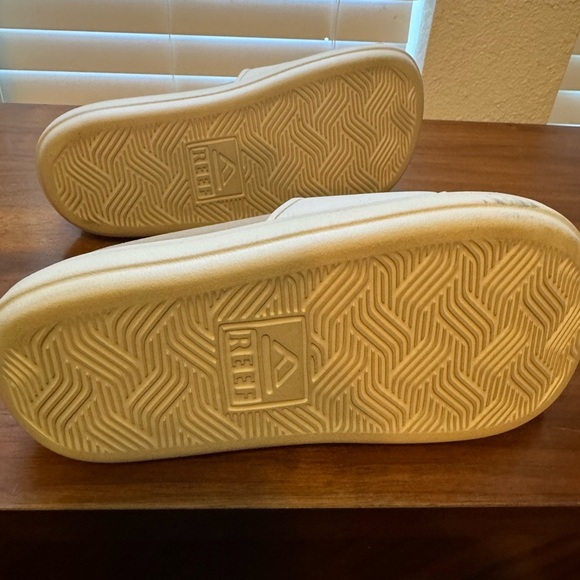 Reef Cream/Beige Slide Sandals Women’s Sz 6 - Picture 7 of 8